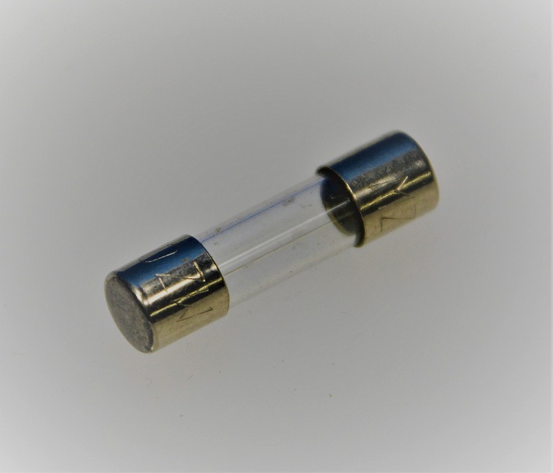 ミニガラス管ヒューズ　0.5A250V　4本　(5.2φ×20mm)　ガラス管ヒューズ