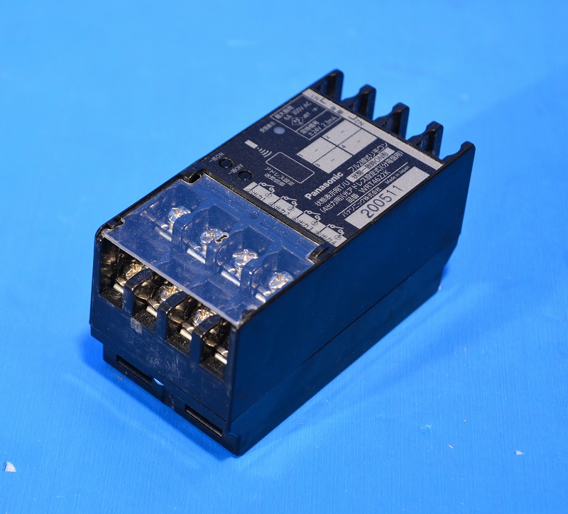 パナソニック WRT3214 防湿形接点入力T U 4入力用 光アドレス設定式 分電盤用 - 1