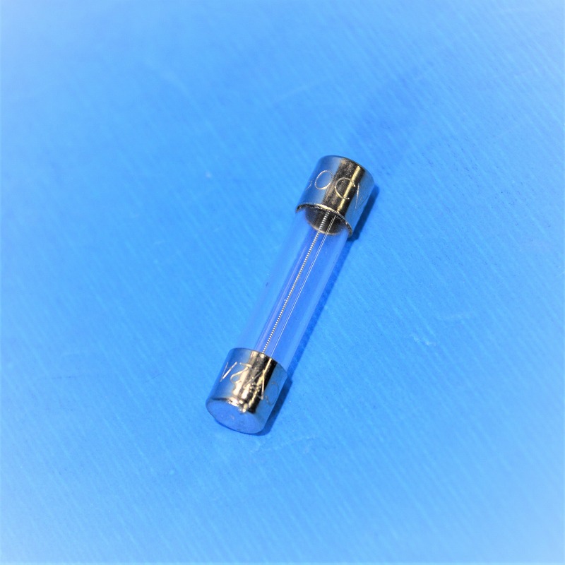 SOC　2A　125V　（φ6.4×30mm）ガラス管ヒューズ