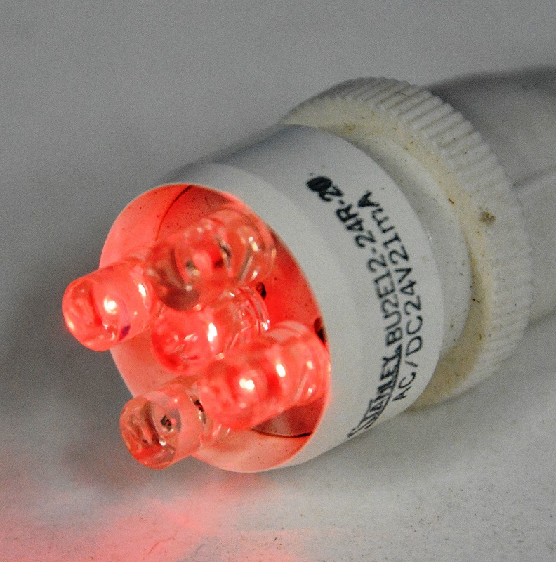 スタンレー 　BU2E12-24R-20　LED非常灯用電球　E12口金　AC/DC24V　21mA