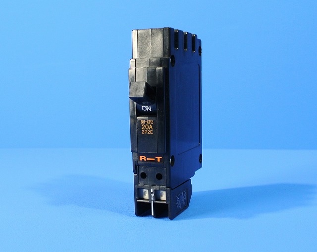 三菱電機　分電盤用遮断器 電源側プラグイン形ノーヒューズ遮断器　BH-CP2 20A　負荷側速結端子形（QT）