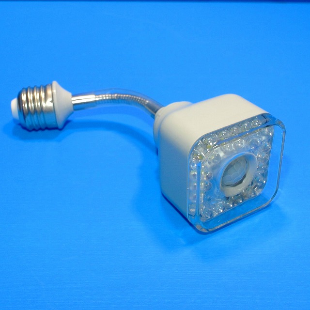 人感センサー付きＬＥＤ電球　E-L01　口金Ｅ２６　在庫品
