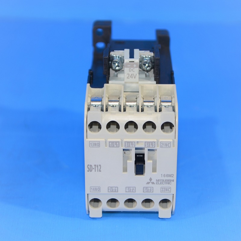 ・三菱電機　SD-T12　DC24V　電磁接触器
