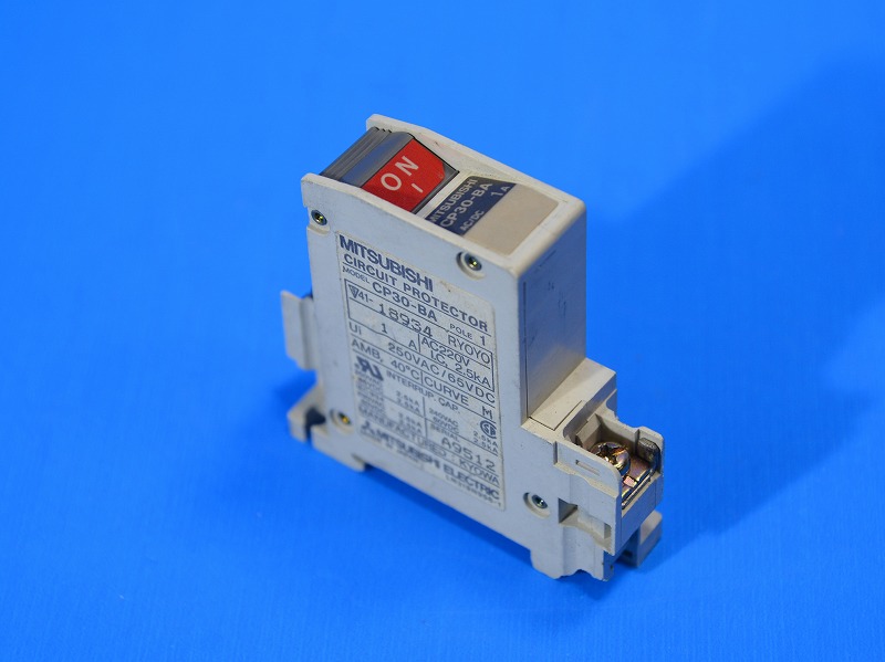 三菱電機　CP30-BA　1P5A　AC/DC　サーキットプロテクタ 　(T27)