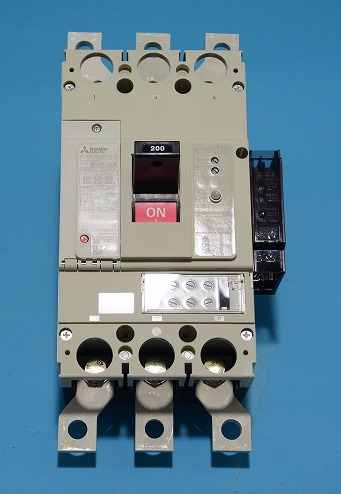 三菱電機　NF400-ZEW　3P200A　100mA/200mA/500mA　漏電アラーム遮断器