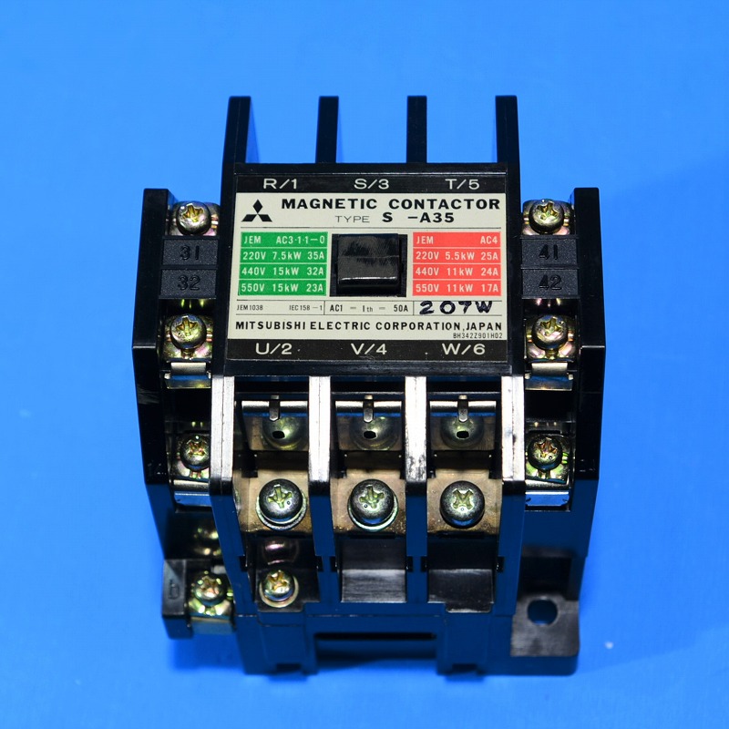 オンラインストア販売 電磁接触器（未使用品）（S-N38）（32） - その他