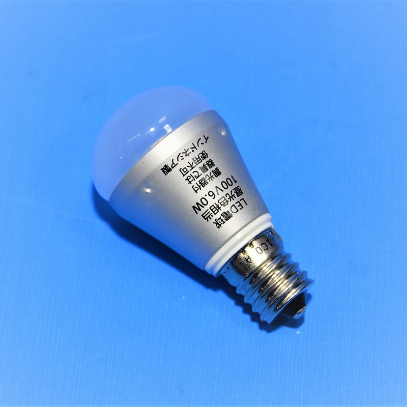 パナソニック　LDA6D-E17　E17口金　昼光色　LED電球