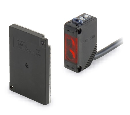 通販 | オムロン E3Z-R81-M1J 0.3M アンプ内蔵形光電センサ(小型) 回帰反射形 検出距離4m PNP出力 M12標準コネクタ