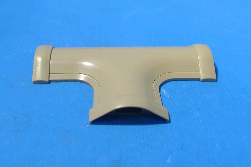 マサル工業　GAT27（ベージュ）　Ｔ型ブンキ　2号　ガードマンII付属品(床面用配線モール)