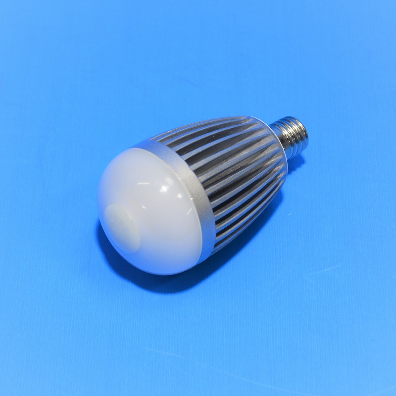 ライテックス　S-LED40L17　電球色　センサー付LED電球　E17　人センサー付