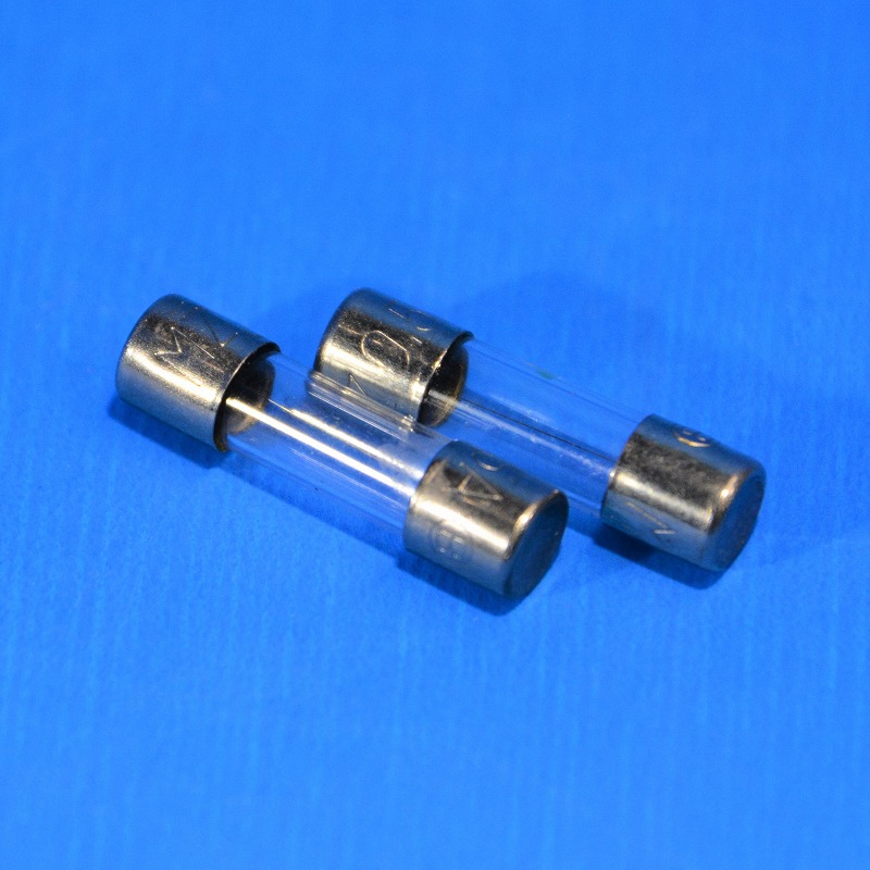 ミニガラス管ヒューズ　125V0.5A　4本（MZ0.5A）　5.2Φ× 20mm　ミニヒューズ