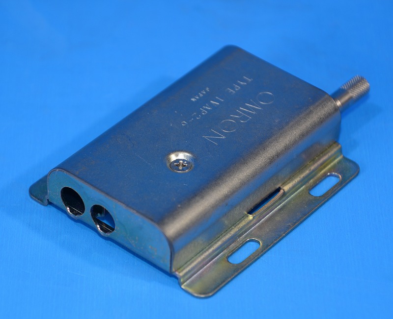オムロン（OMRON） 1VAP2-6 ドアスイッチ 1a (単極単投形)の激安通販 | 41 オムロン（在庫処分品） | サービス品 ...