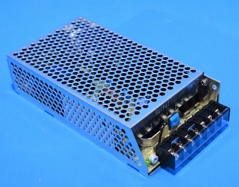 IDEC(和泉電気)　PS3N-F12A2CN　PS3N形スイッチングパワーサプライ　